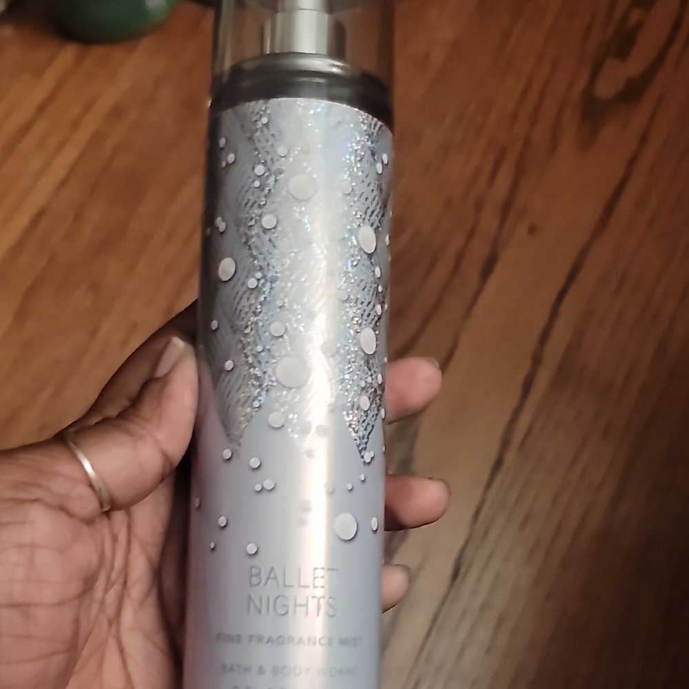 Bath & Body Works Ballet Nights Mist - Silver and White